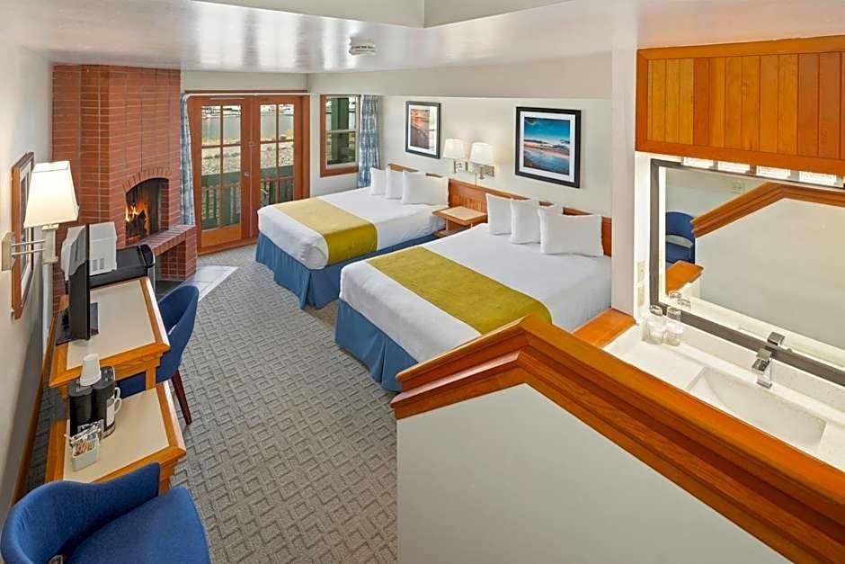 Canadian Princess Lodge & Marina