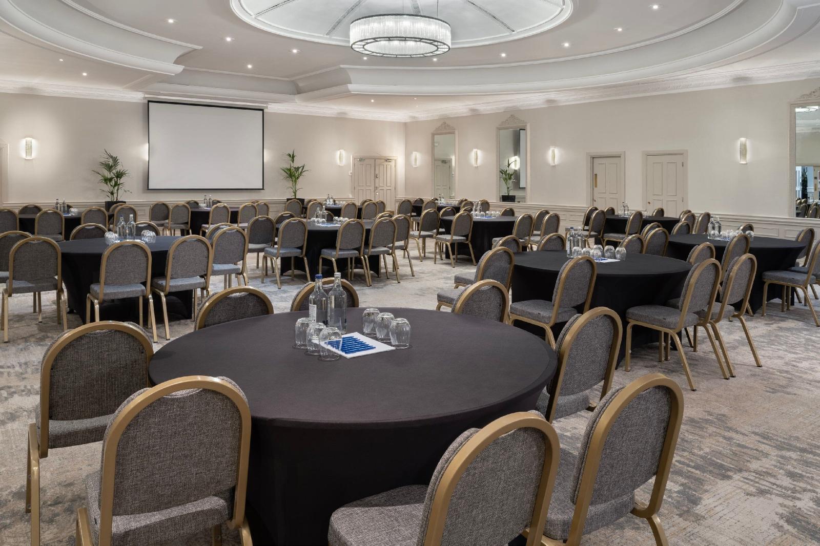 St. Pierre Marriott Hotel & Country Club