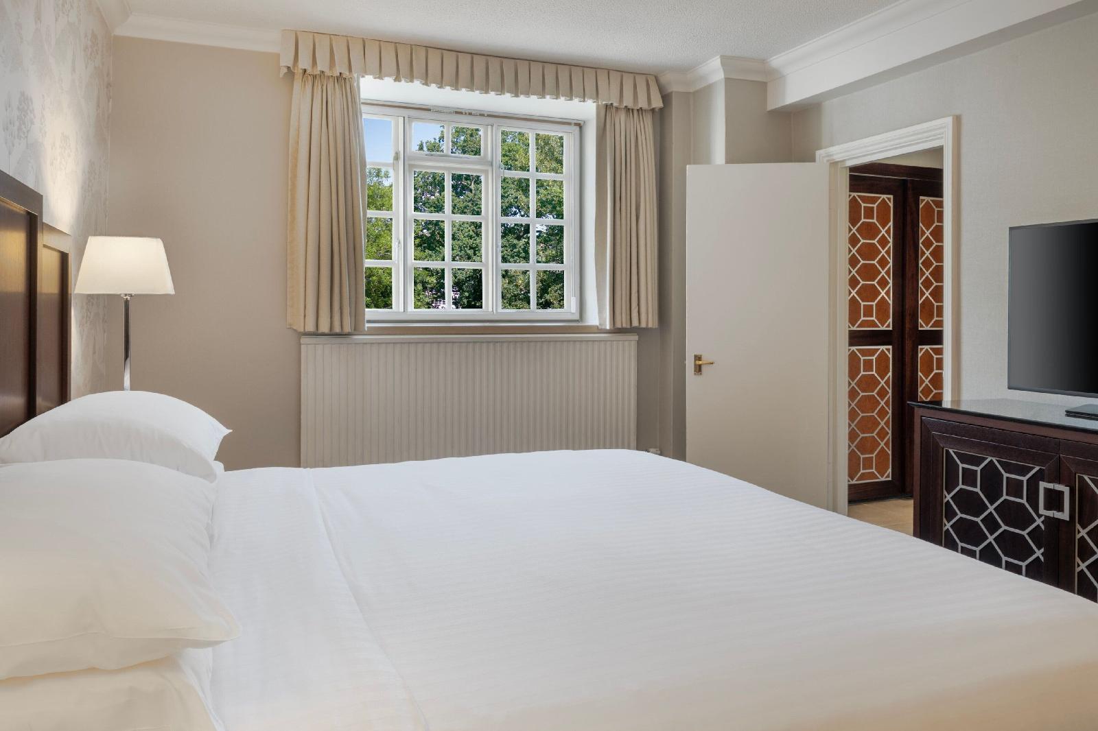 St. Pierre Marriott Hotel & Country Club