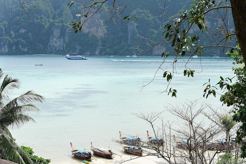Phi Phi Bayview Premier Resort