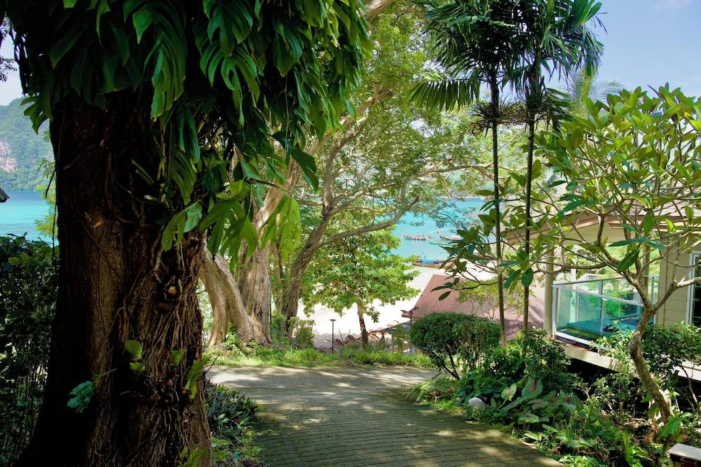 Phi Phi Bayview Premier Resort