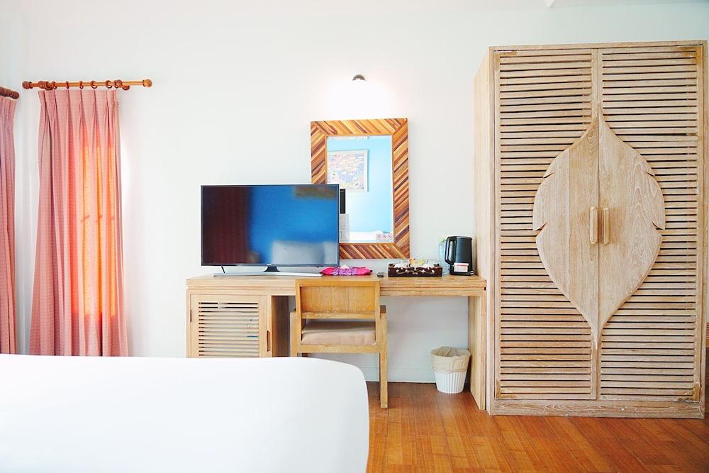 Phi Phi Bayview Premier Resort