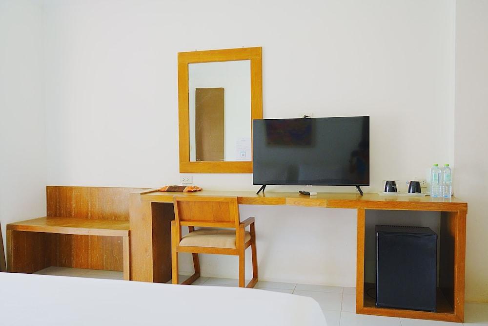 Phi Phi Bayview Premier Resort