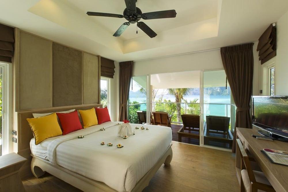 Phi Phi Bayview Premier Resort