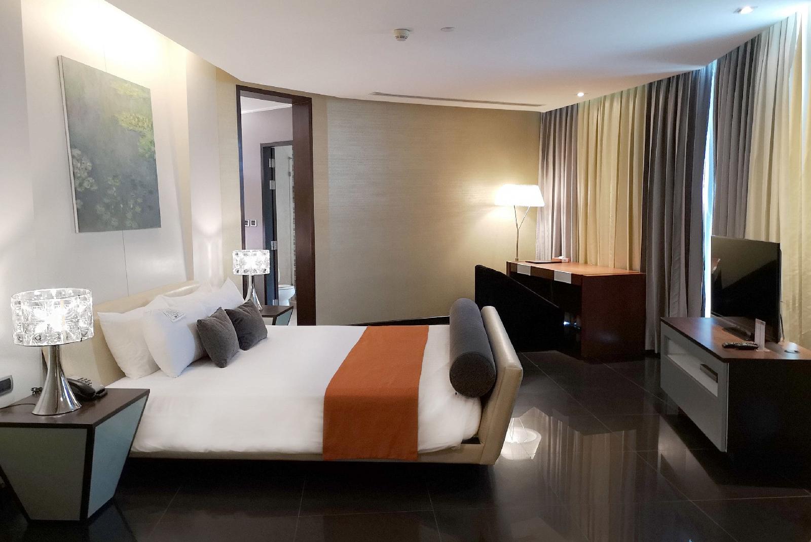 The Zign Hotel & Villa
