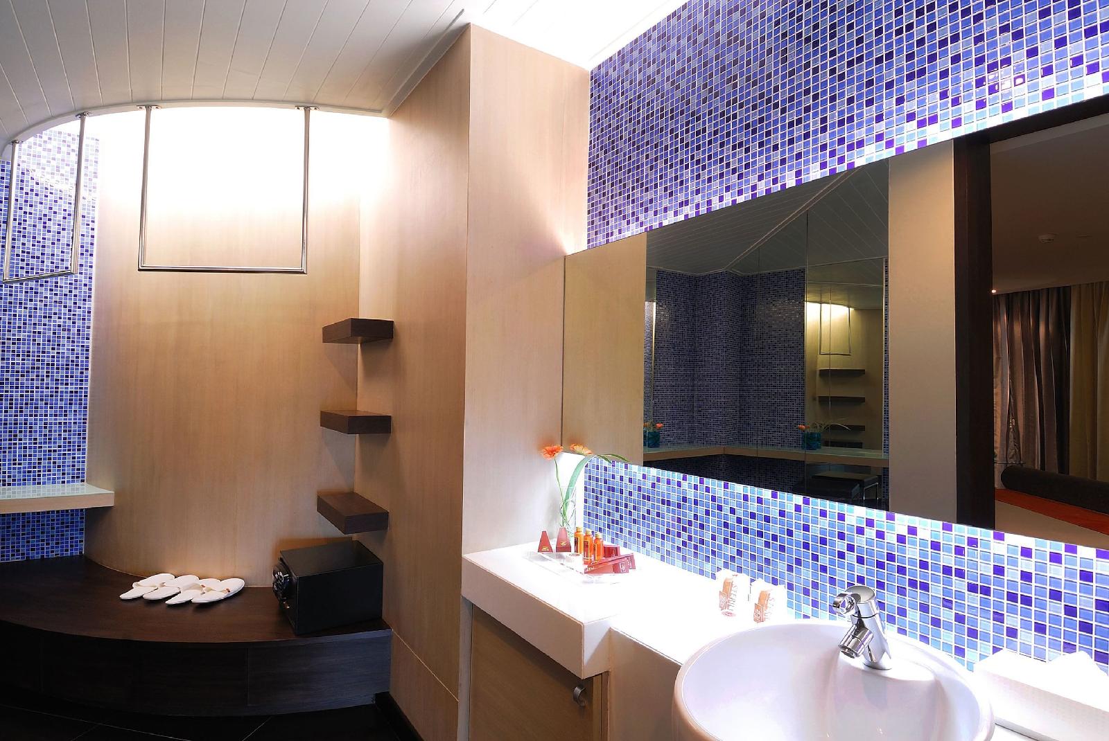 The Zign Hotel & Villa