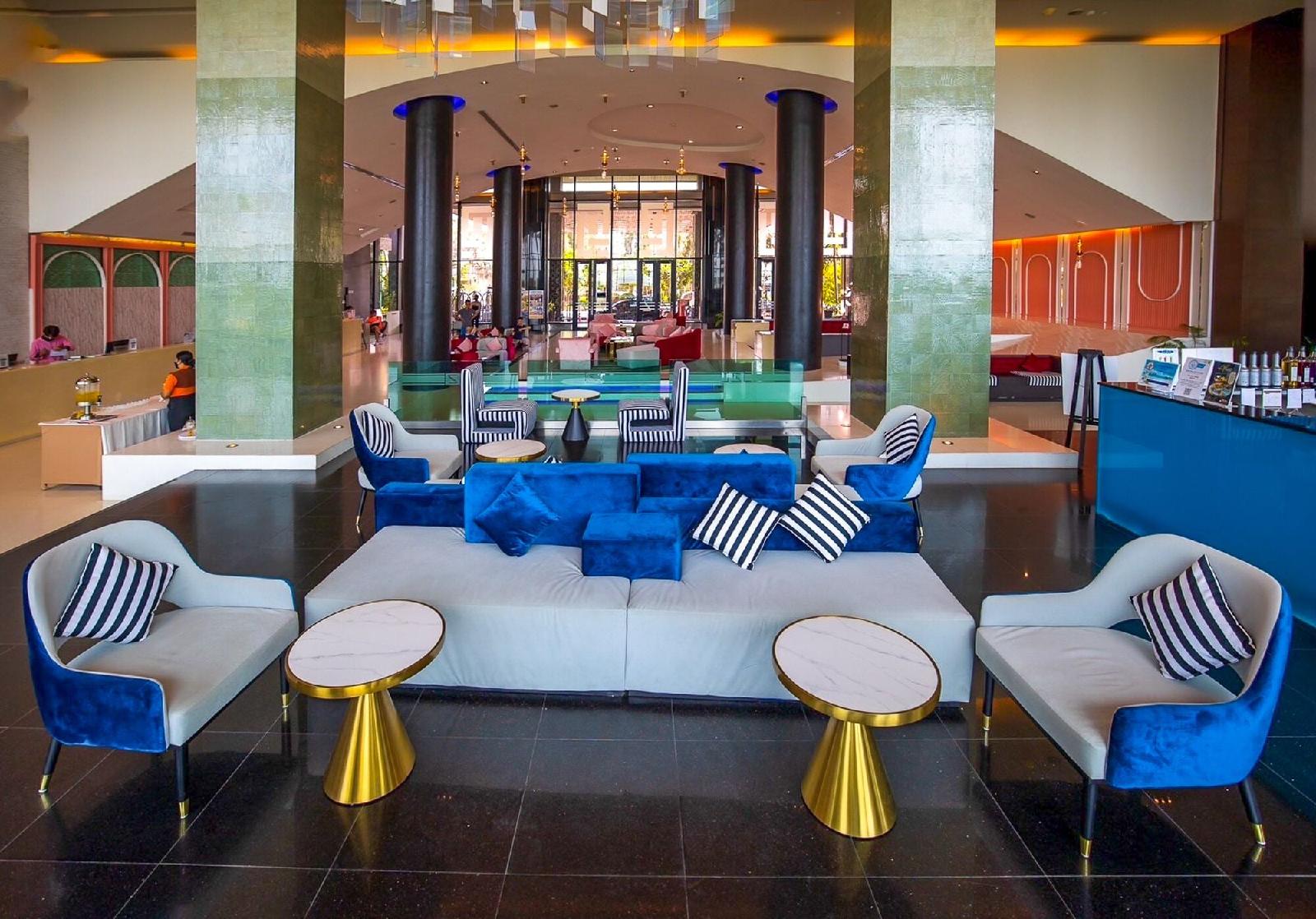 The Zign Hotel & Villa