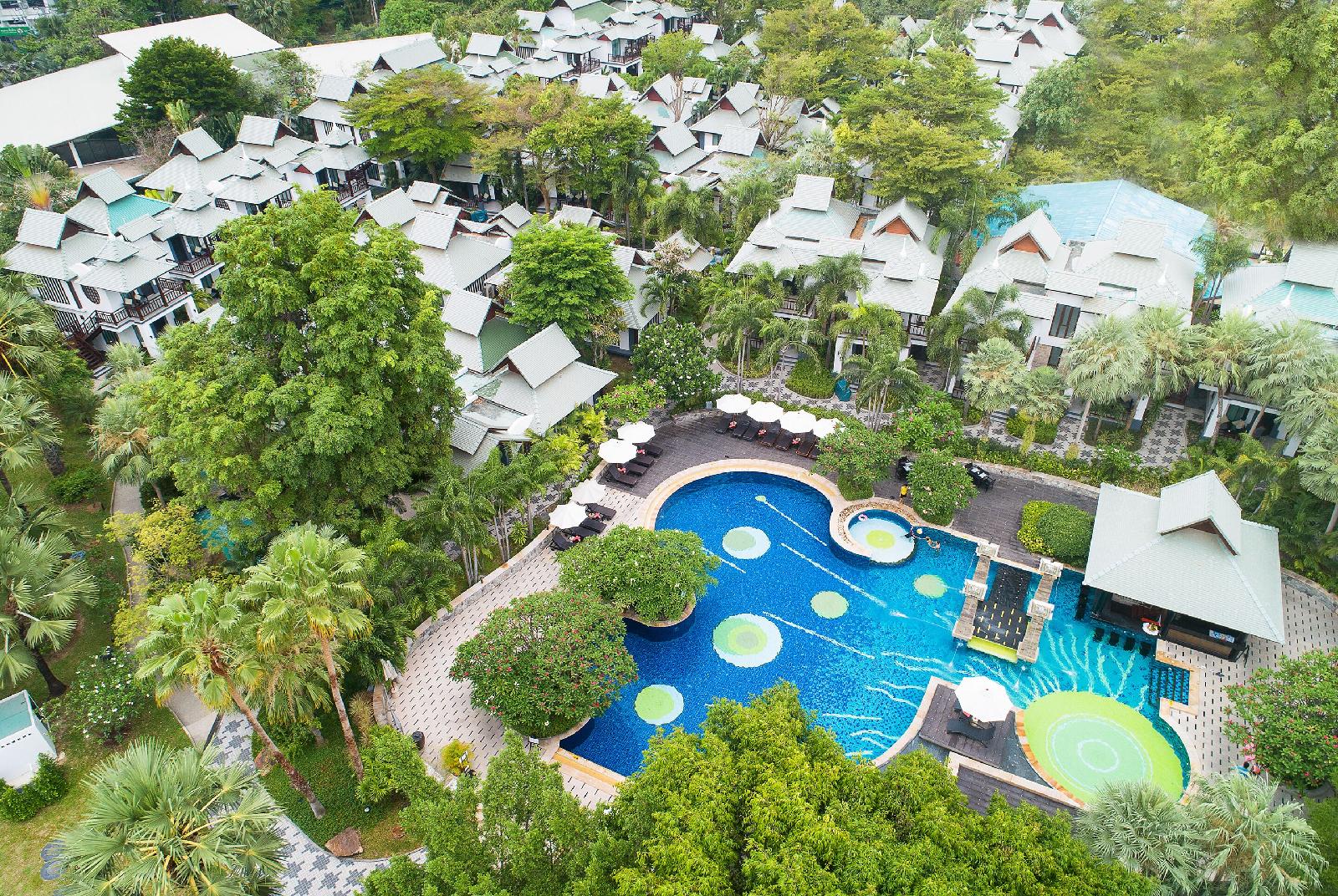 The Zign Hotel & Villa