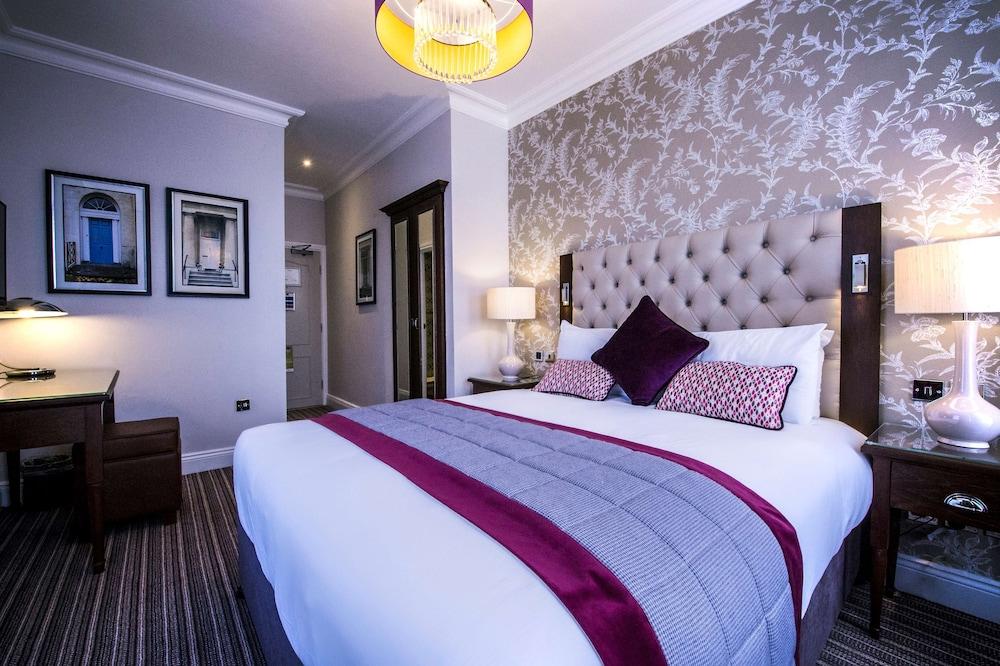 DoubleTree by Hilton Cheltenham