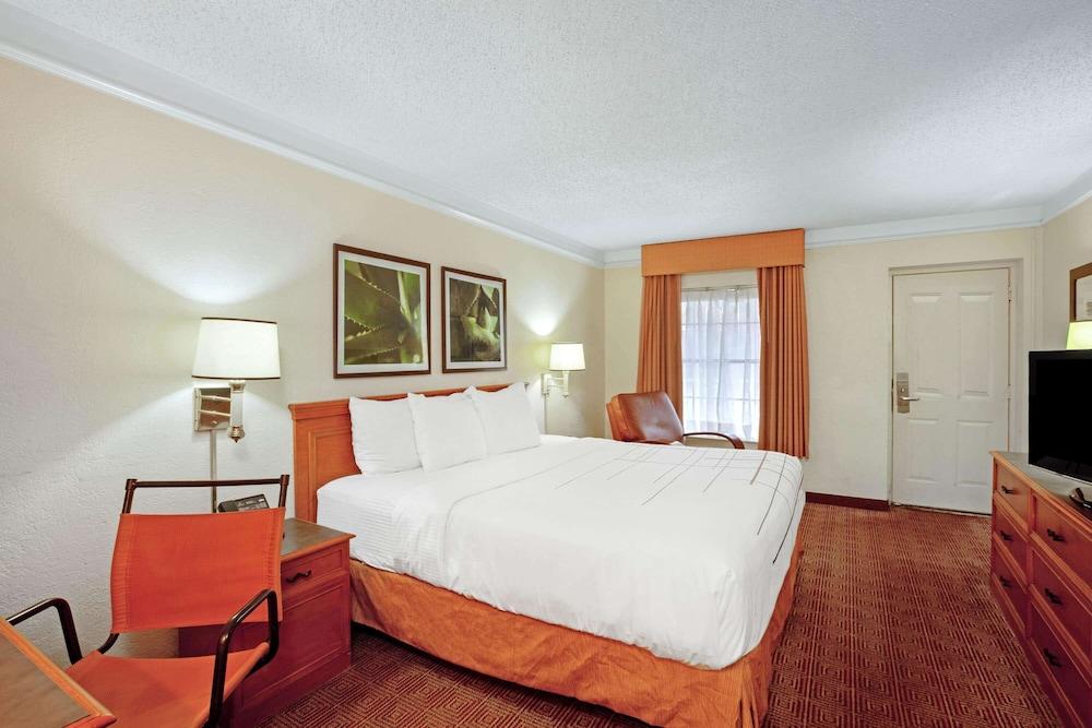 La Quinta Inn & Suites Houston Greenway Plaza Medical Area