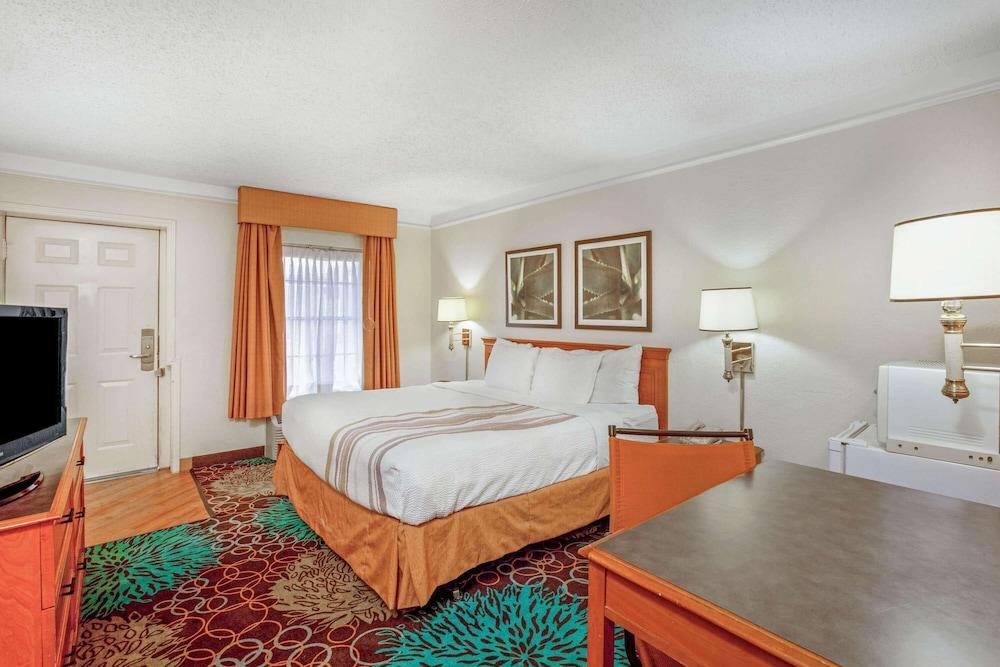 La Quinta Inn & Suites Houston Greenway Plaza Medical Area