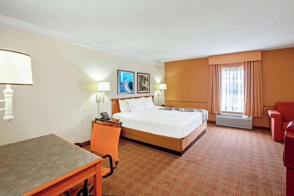 La Quinta Inn & Suites Houston Greenway Plaza Medical Area