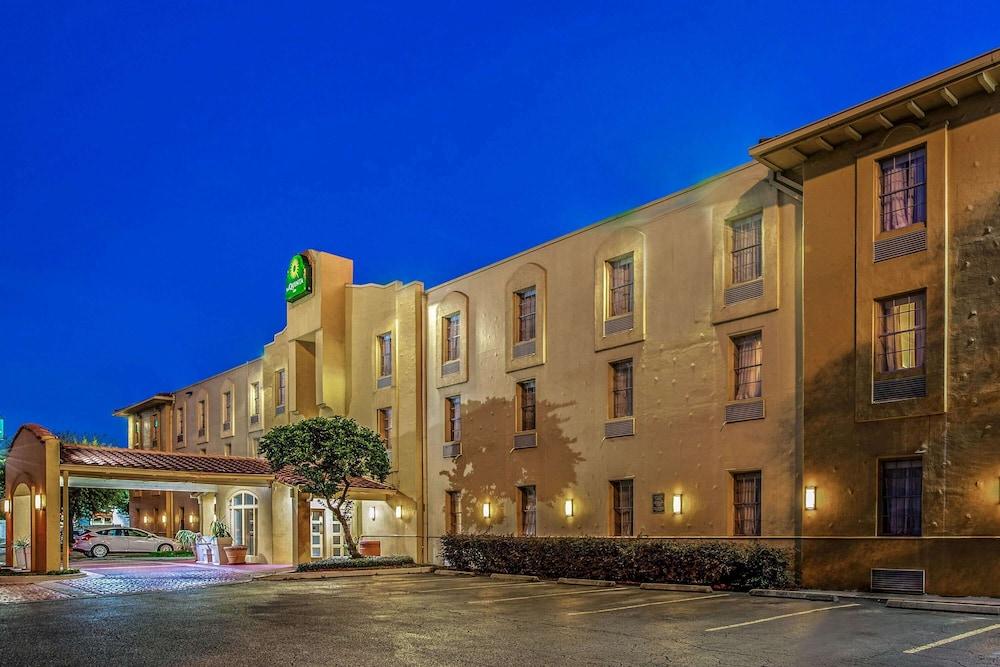 La Quinta Inn & Suites Houston Greenway Plaza Medical Area