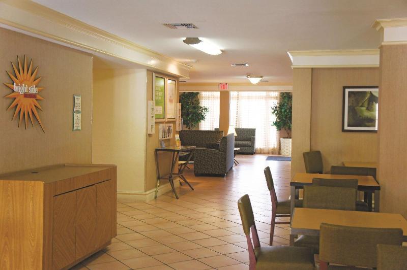 La Quinta Inn & Suites Houston Greenway Plaza Medical Area
