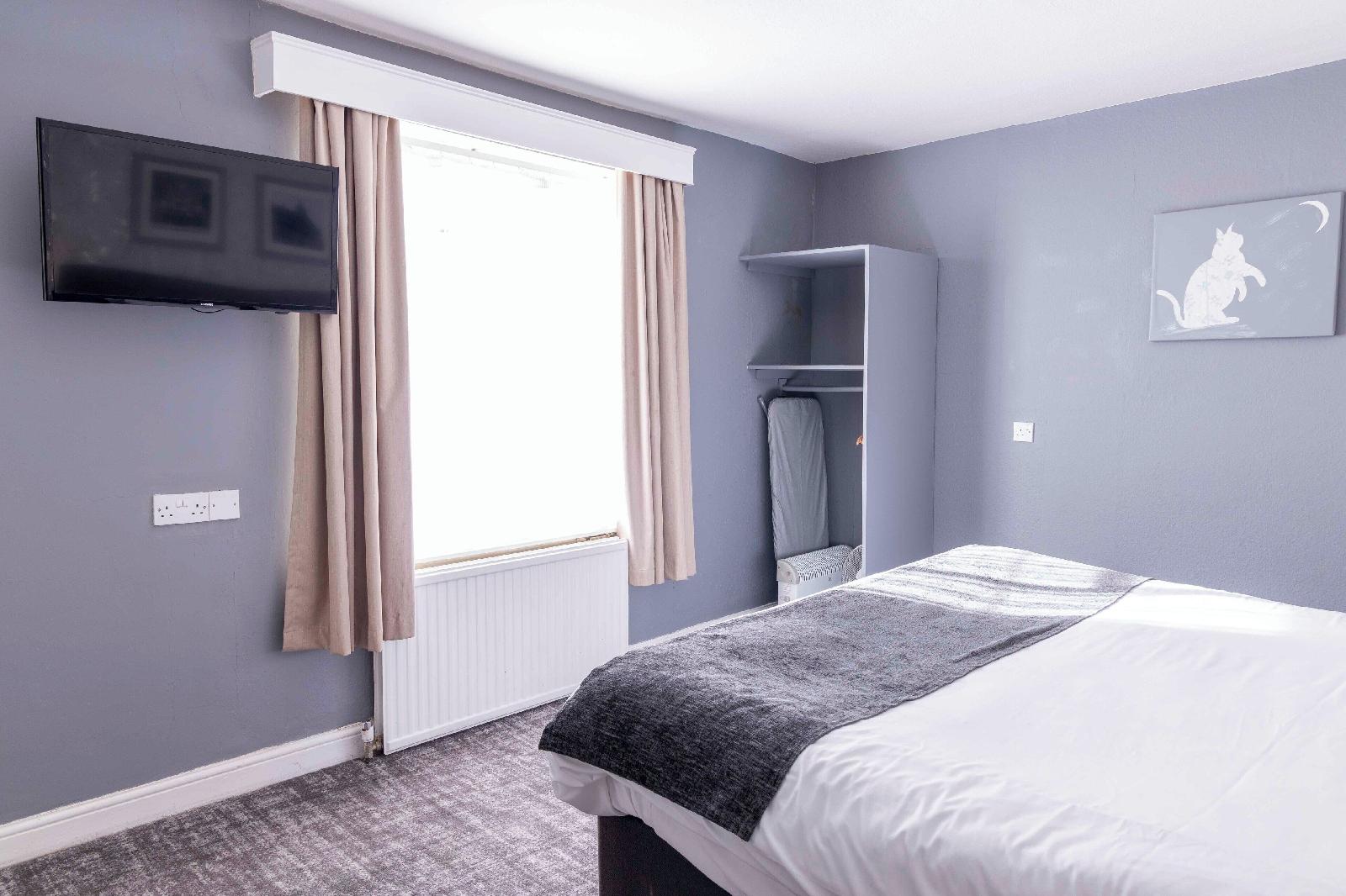 Cromwell Lodge Hotel