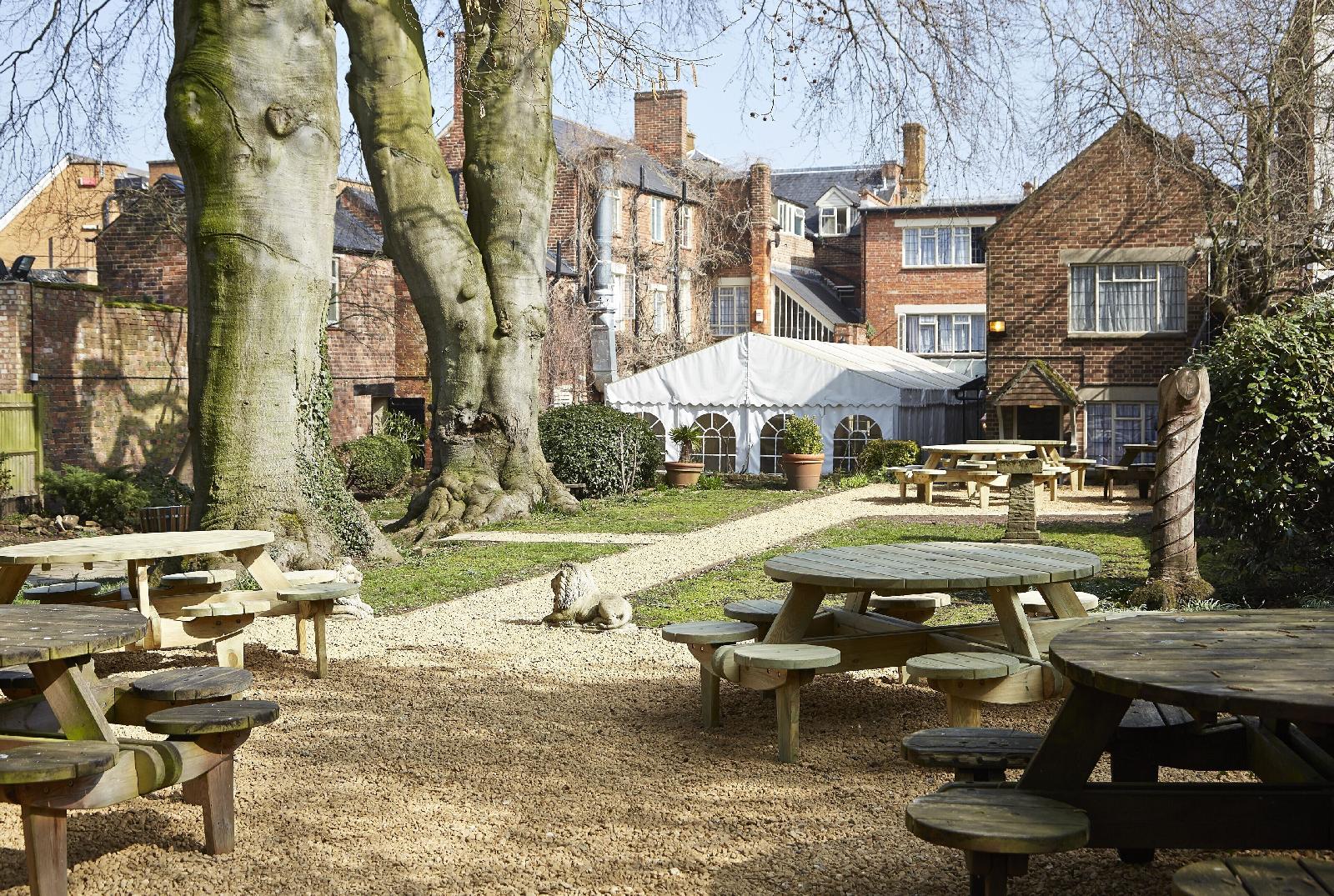 Cromwell Lodge Hotel