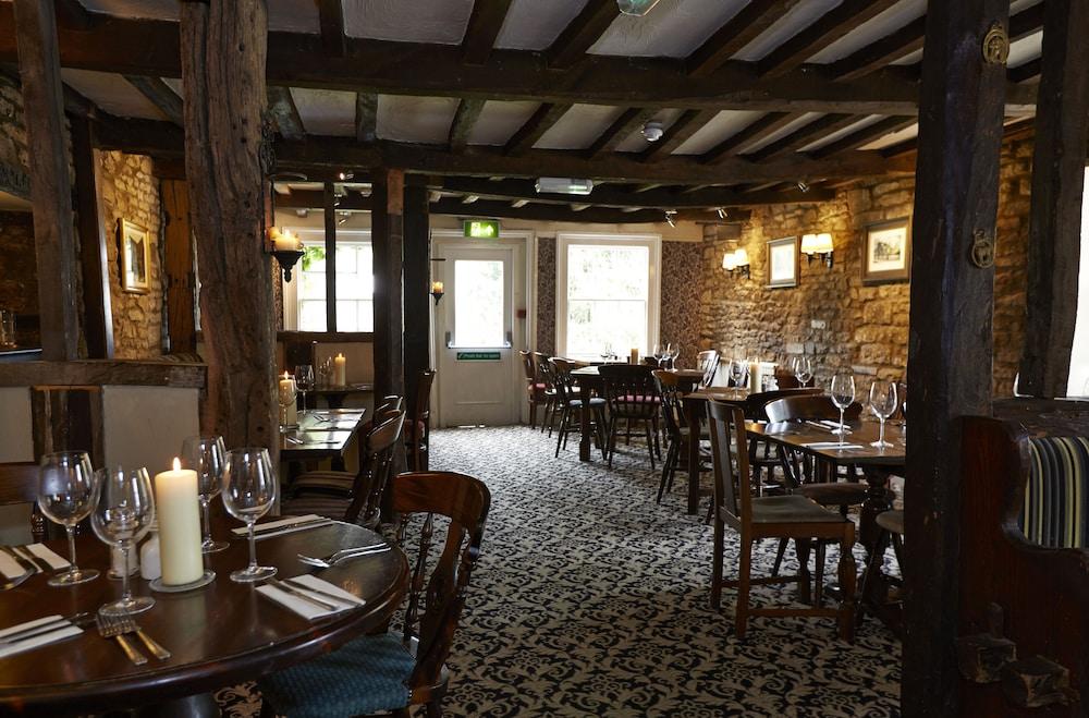 Hunter's Hall Hotel