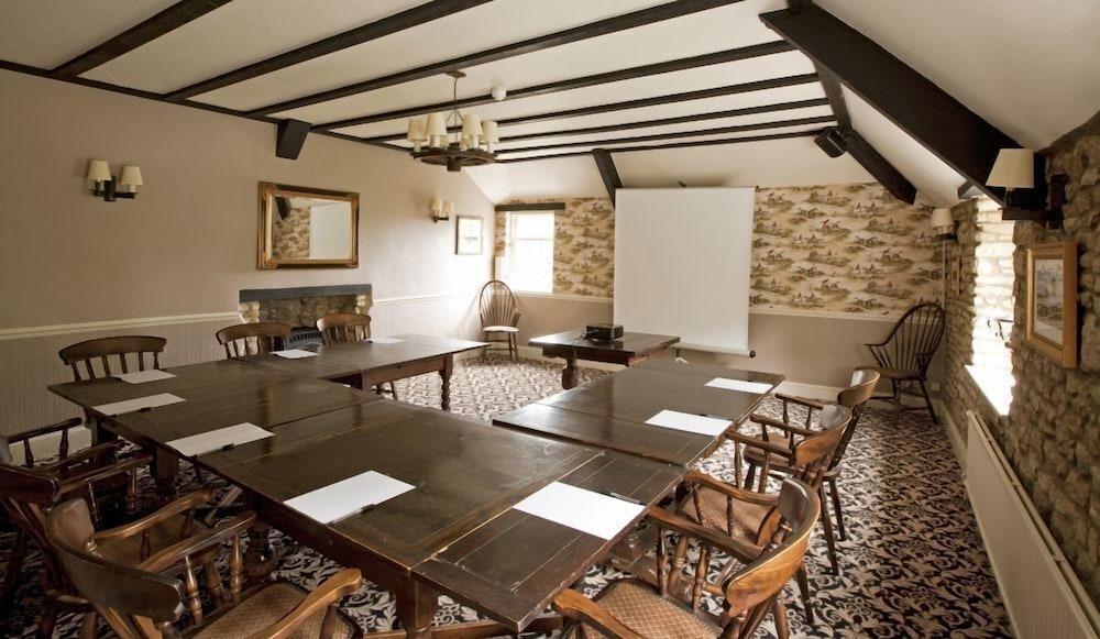 Hunter's Hall Hotel