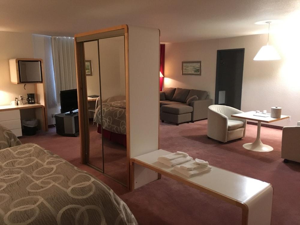 Chute des Peres Motel