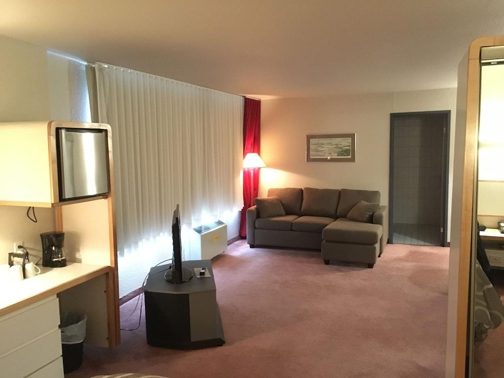 Chute des Peres Motel