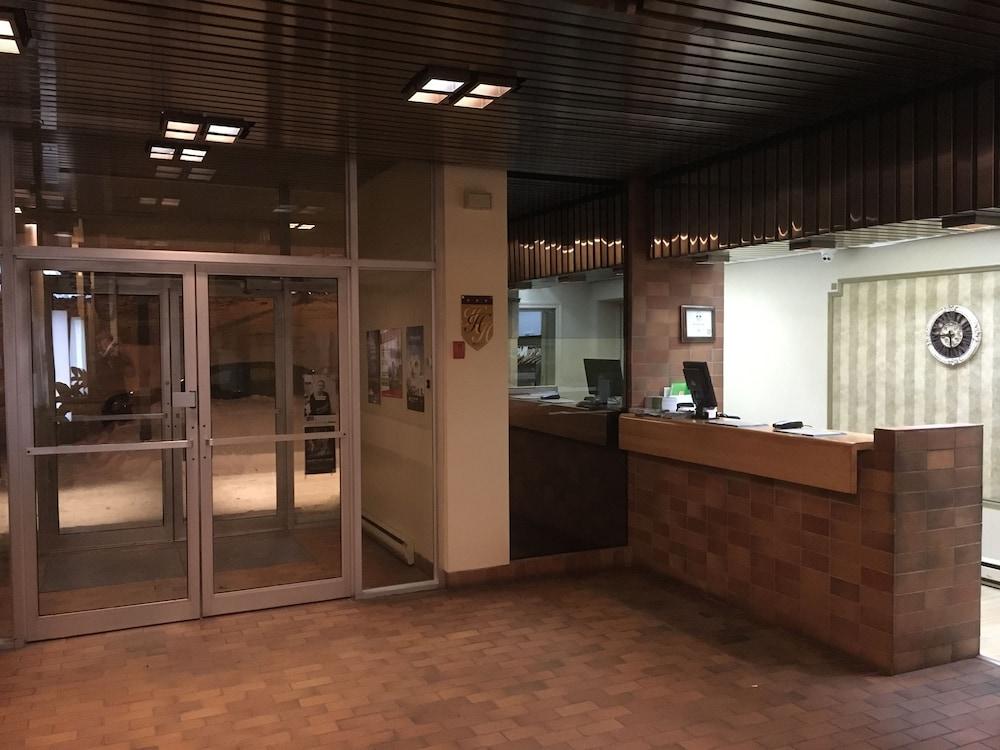 Chute des Peres Motel