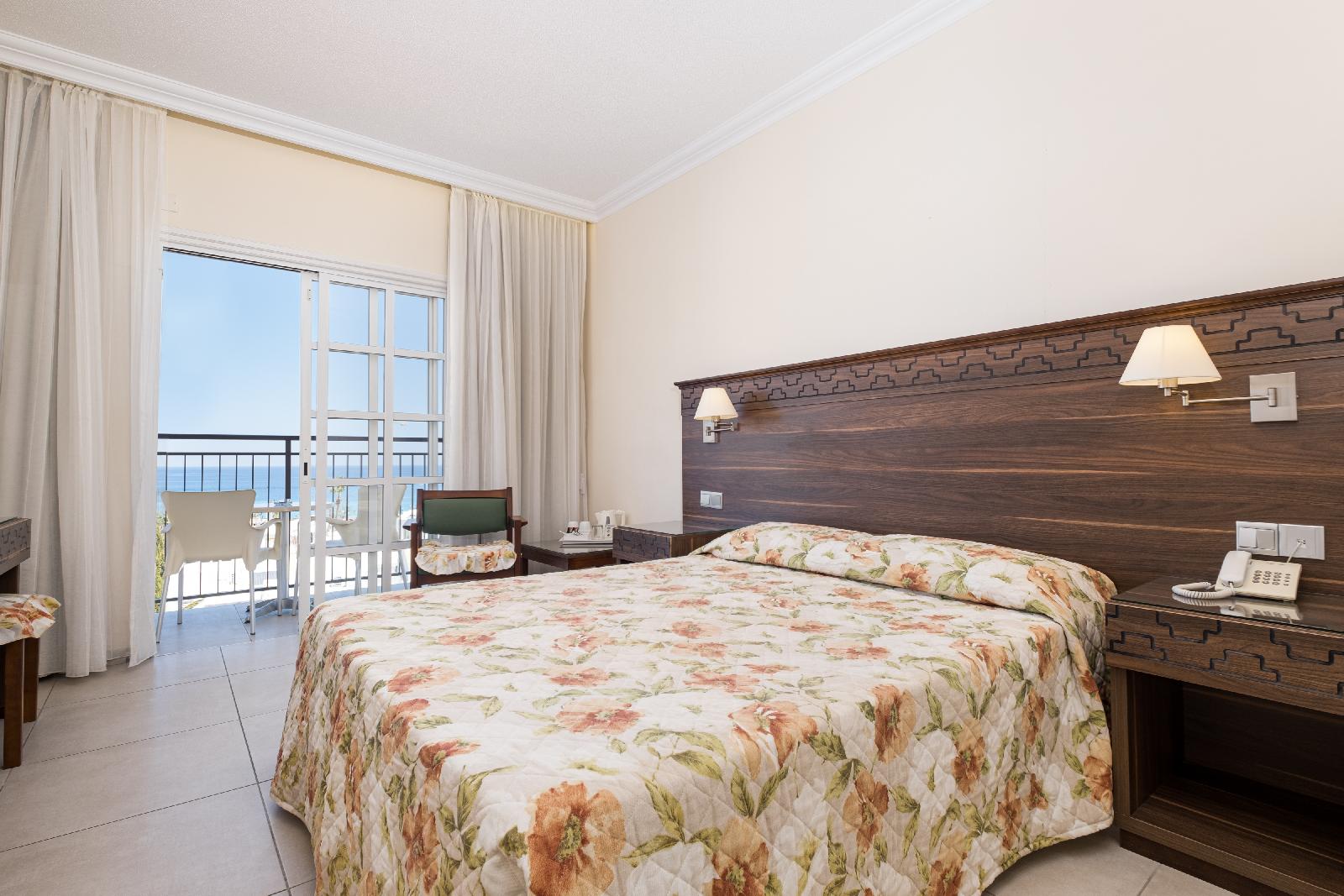 Anais Bay Apartment