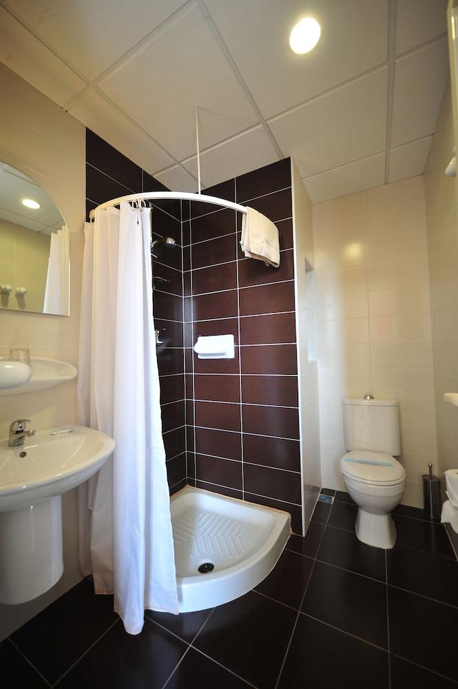Dean Hamlet Aparthotel