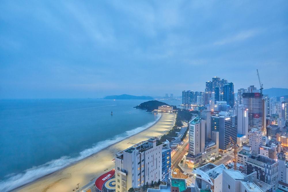Kolon Seacloud Hotel