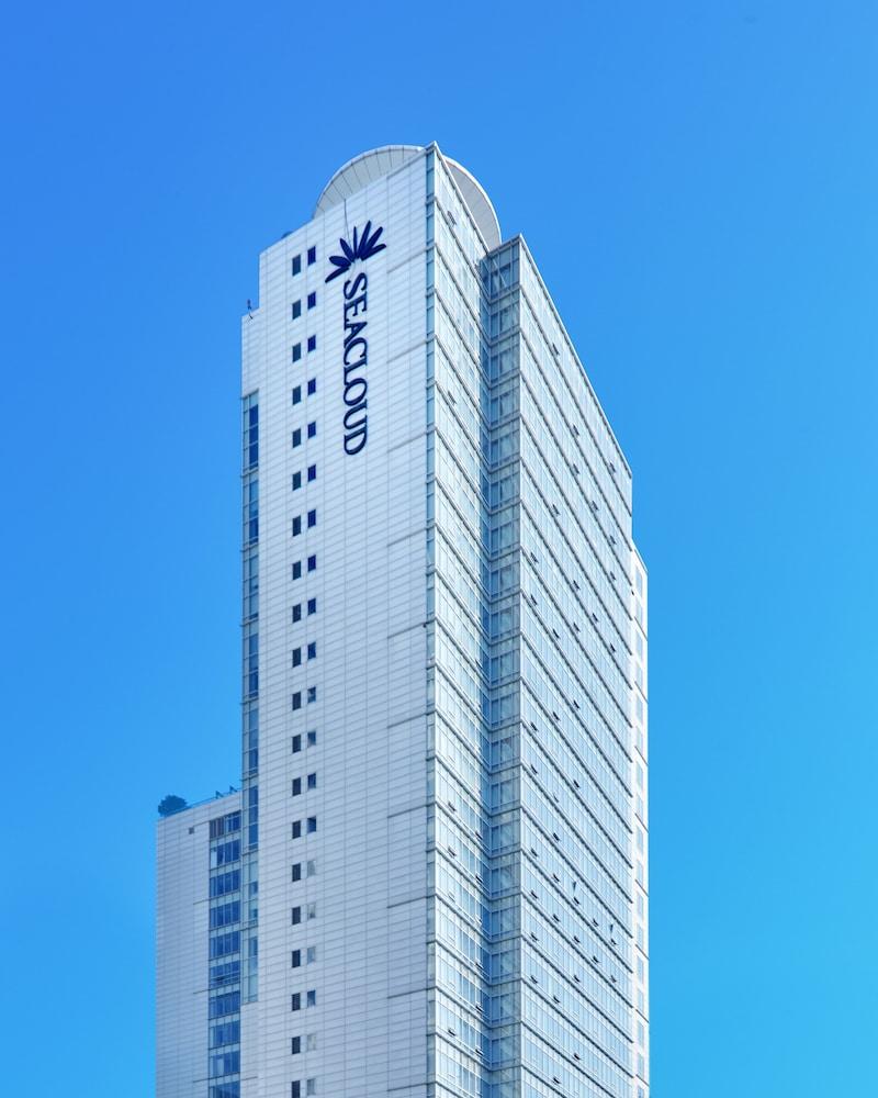 Kolon Seacloud Hotel