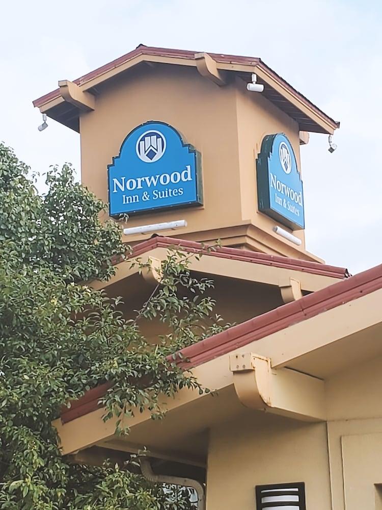 La Quinta Inn Merrillville