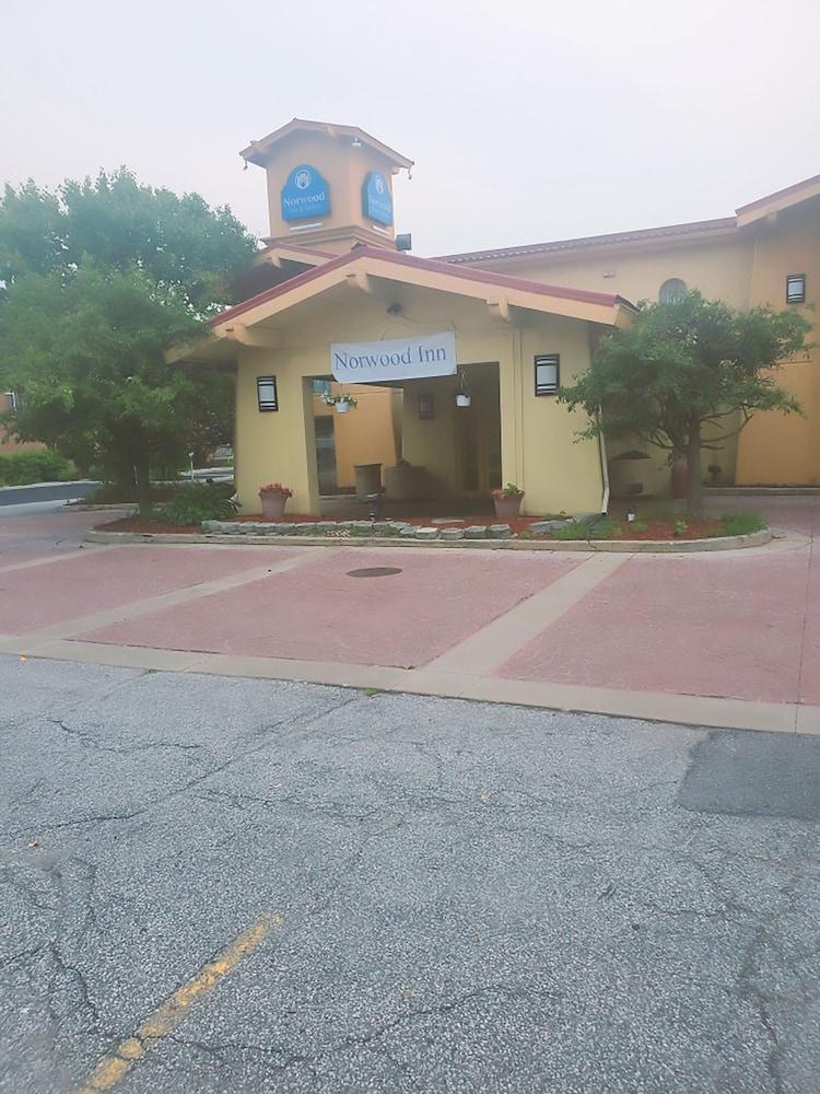 La Quinta Inn Merrillville