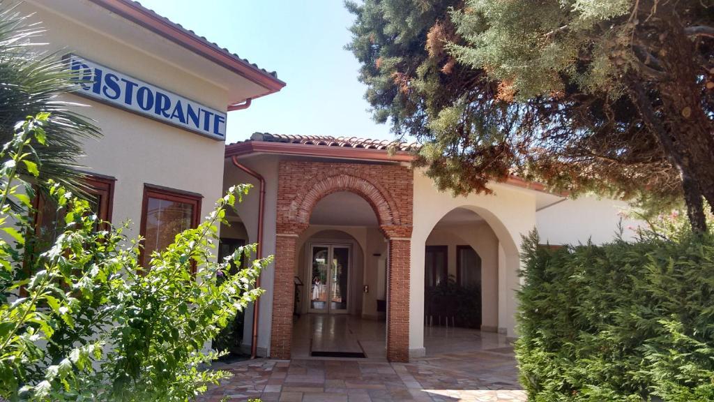 Villaggio Turistico La Mantinera
