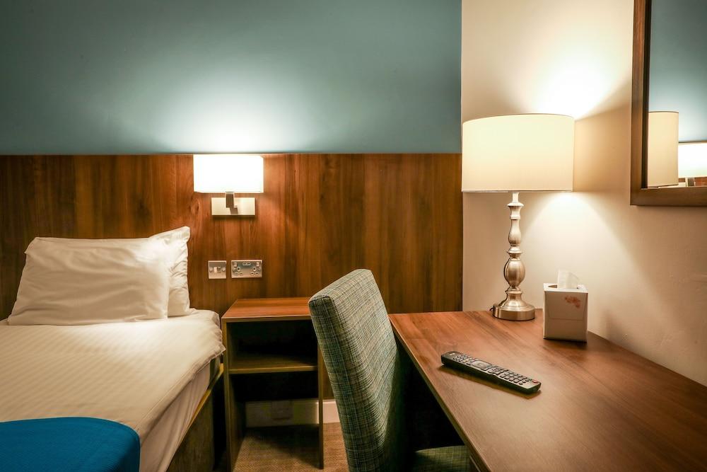 Falstaff Hotel