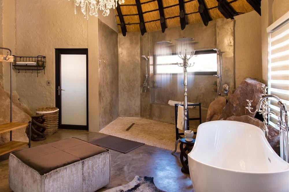 Twyfelfontein Lodge