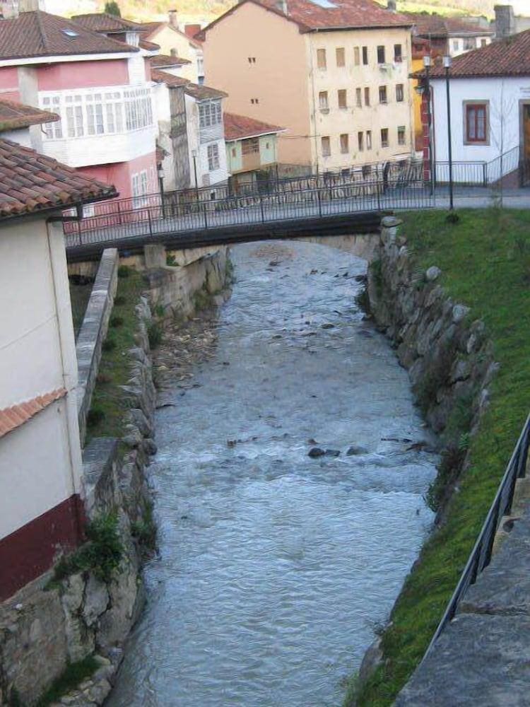 Castillo de Valdés-Salas