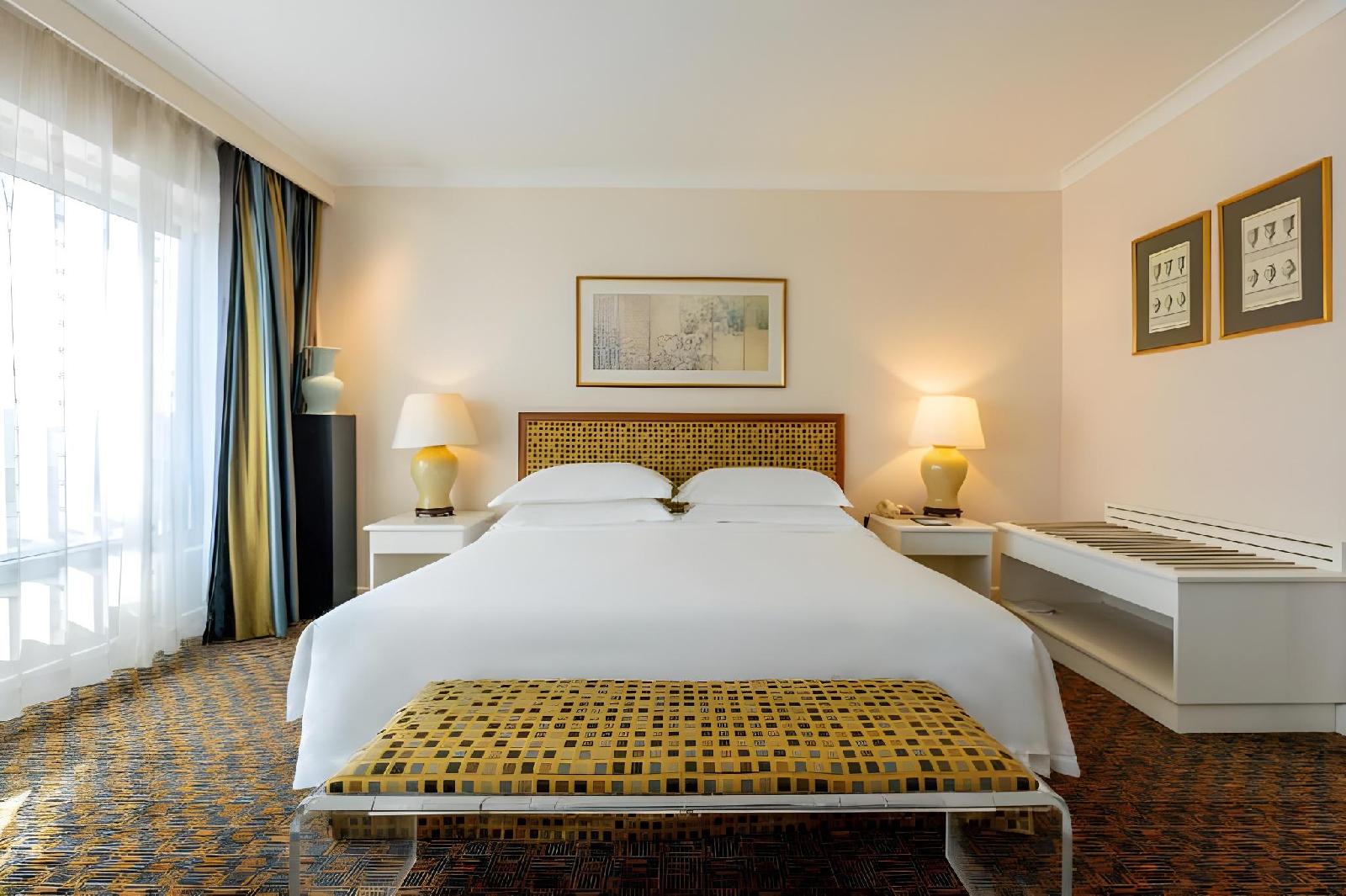 Grand Skylight Hotel Royal