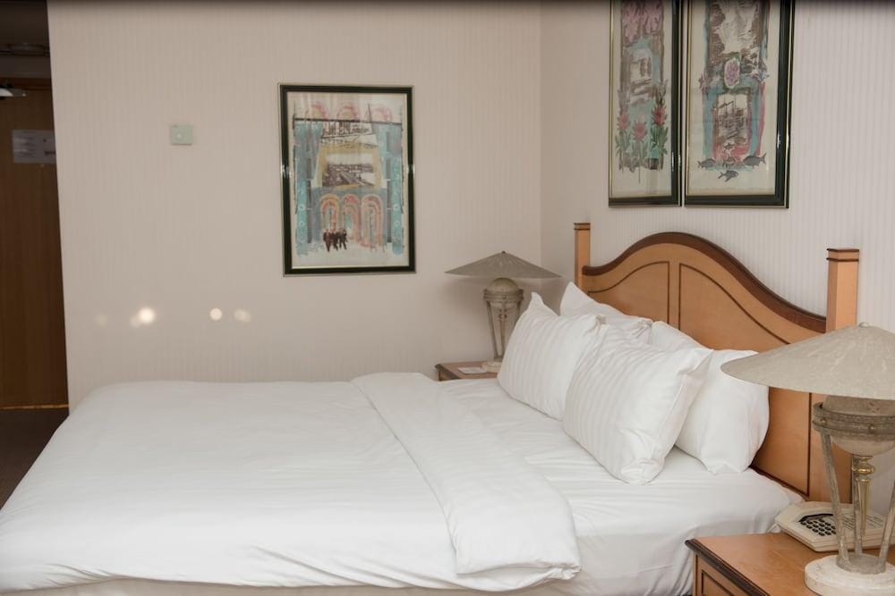 The Golden Jubilee Conference Hotel