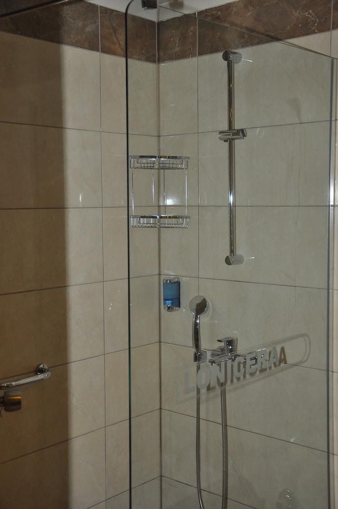 Lonicera Club & Beach