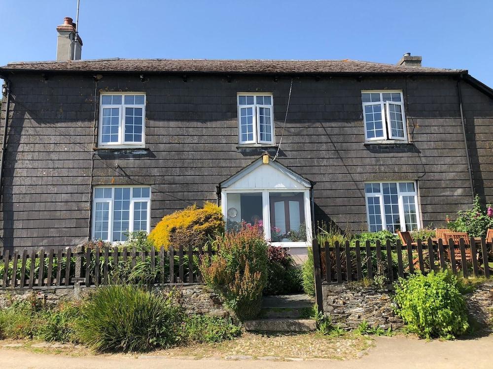 Tregarland Farm B&B