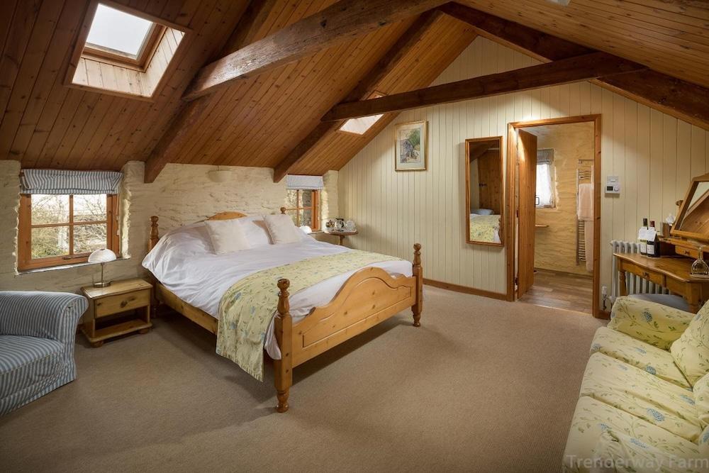 Tregarland Farm B&B