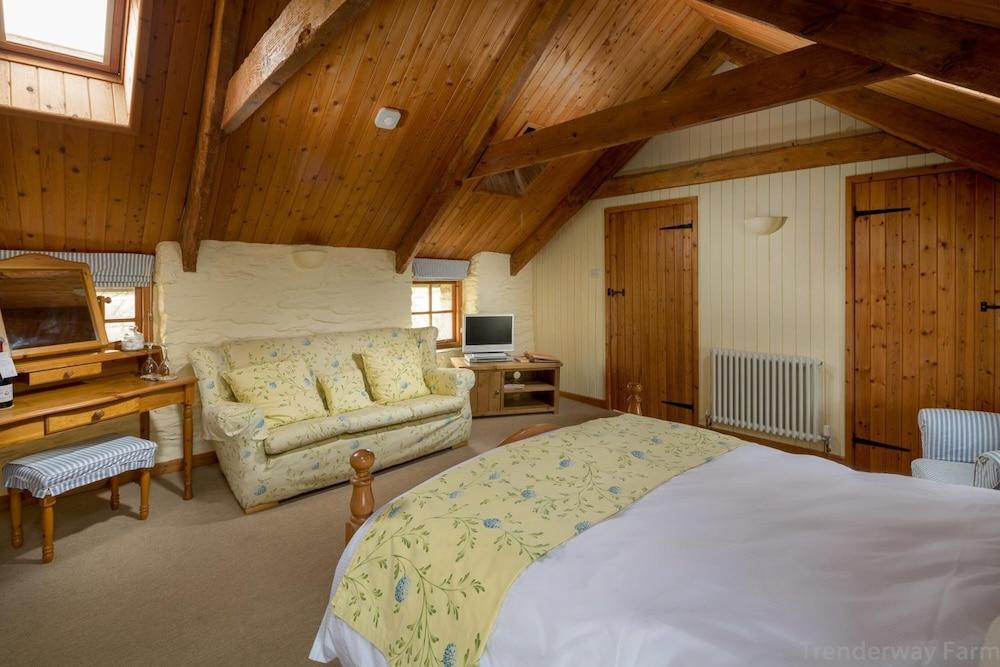 Tregarland Farm B&B