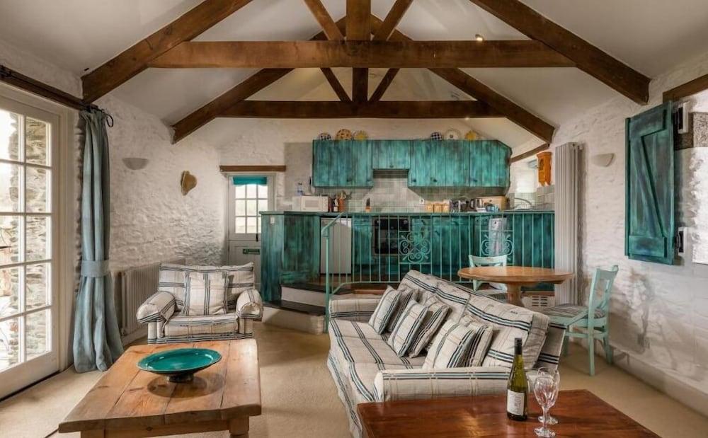 Tregarland Farm B&B
