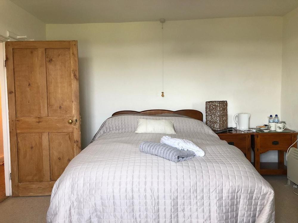 Tregarland Farm B&B