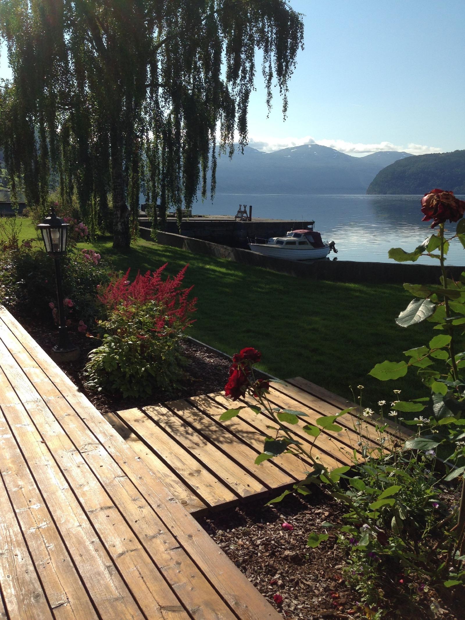 Innvik Fjordhotel 