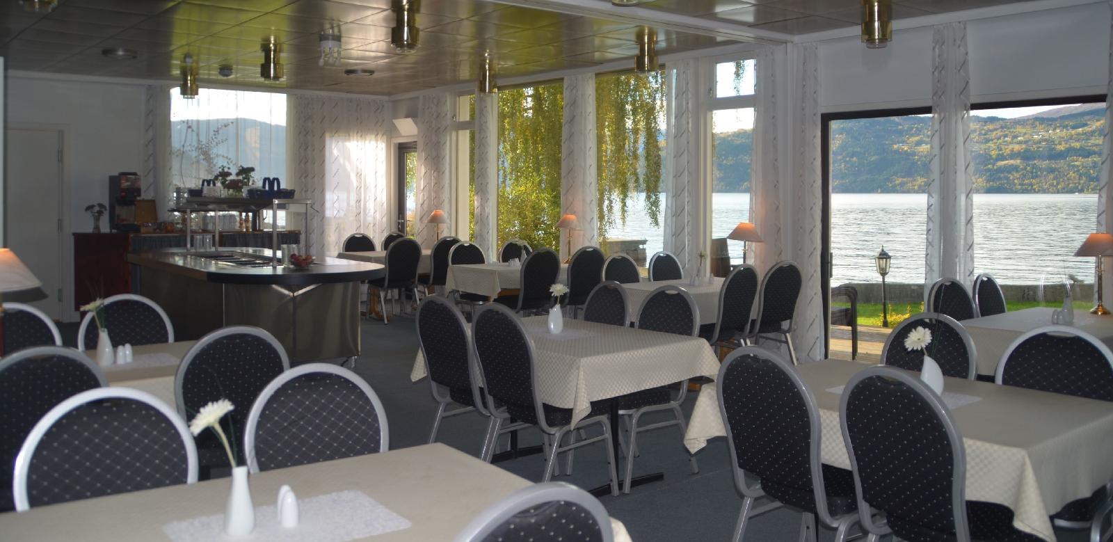 Innvik Fjordhotel 