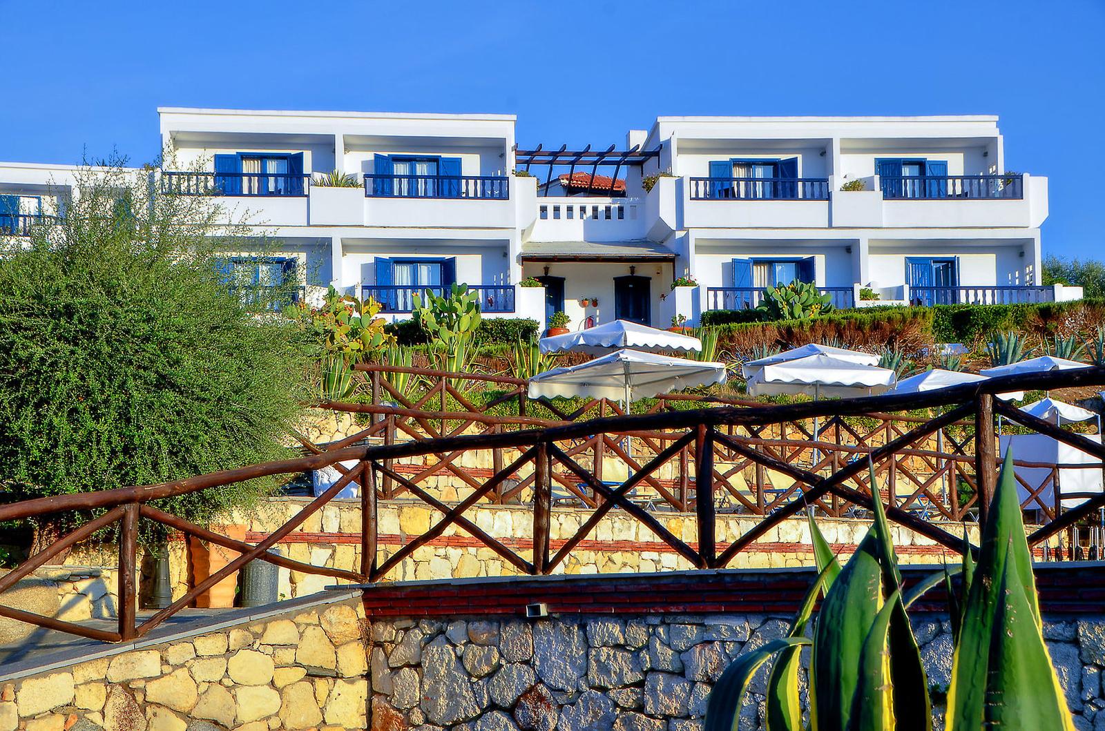 Agionissi Resort
