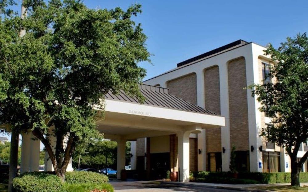 Hampton Inn Dallas-Addison