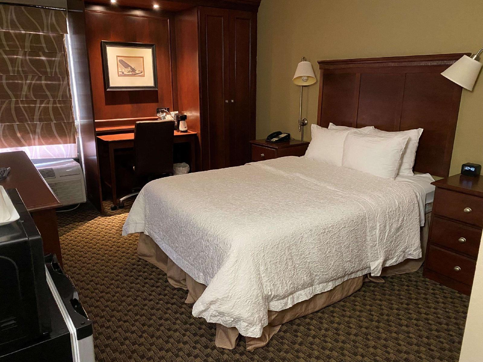 Hampton Inn Dallas-Addison