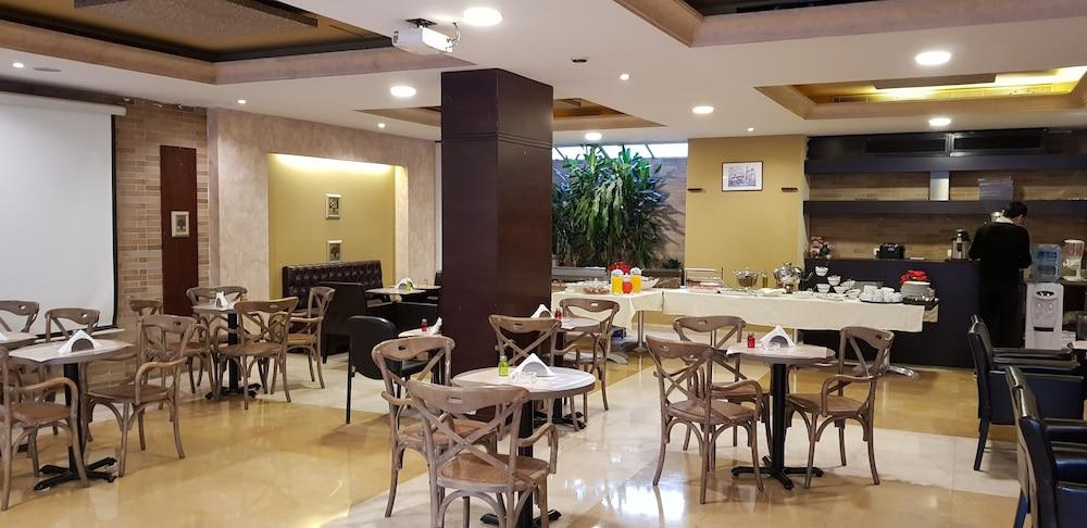 Caesar's Park Hotel