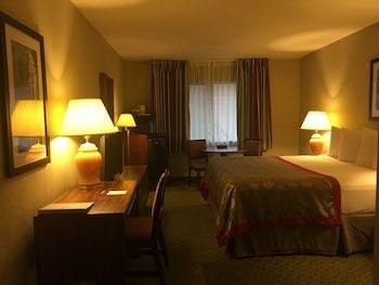 Ramada by Wyndham Portland Airport